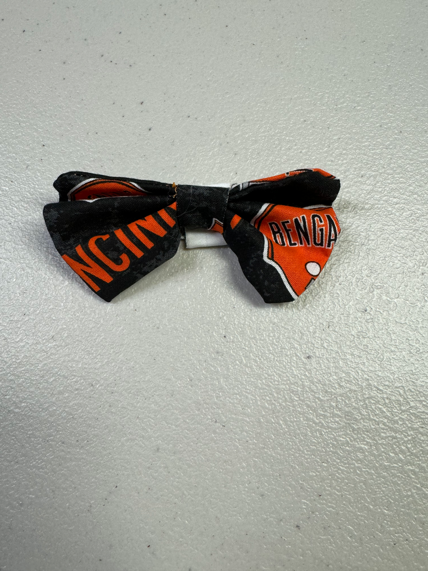 Cincinnati Bengals Dog Bow Tie